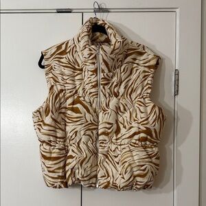 NWT Sadie & Sage Animal Print Puffer Vest Oversized